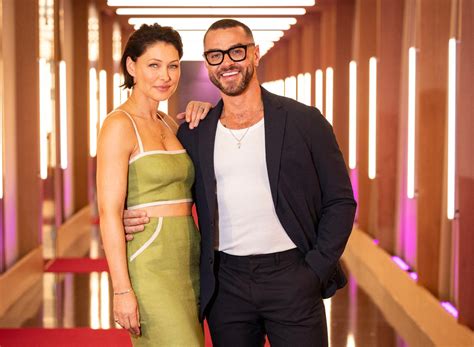 Love Is Blind Uk Introduces Emma And Matt Willis As Netflix Series