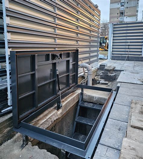 capac beci etans trape pentru beciuri ferostil