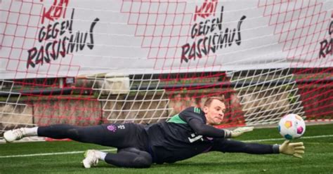 Neuer Kembali Berlatih Bersama Bayern Harian Metro