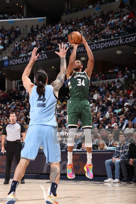 Giannis Antetokounmpo Of The Milwaukee Bucks Shoots The Ball During News Photo Getty Images