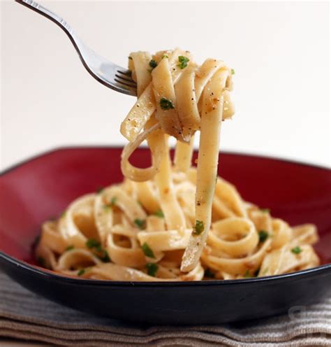 Pasta with anchovy sauce | Pasta dishes, Savoury food, Anchovy pasta