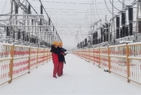 太原供电积极应对降雪天气保障电网安全 新华网