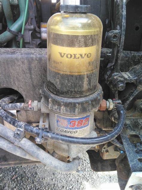 2016 Volvo D13 Fuel Water Separator For A Volvo VNL For Sale