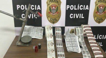 Polícia Civil fecha fábrica clandestina mais de 200 garrafas de