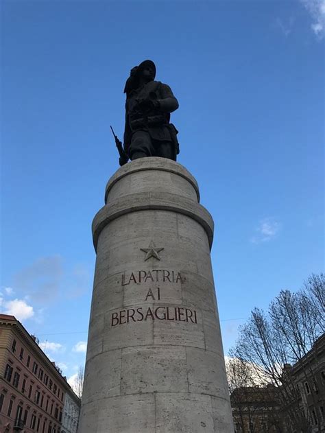 De Beste Feriesentrene I N Rheten Av Monumento Al Bersagliere Roma