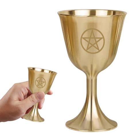 Vaso de bebida de latón Cáliz copa de Altar Wicca chapada en oro