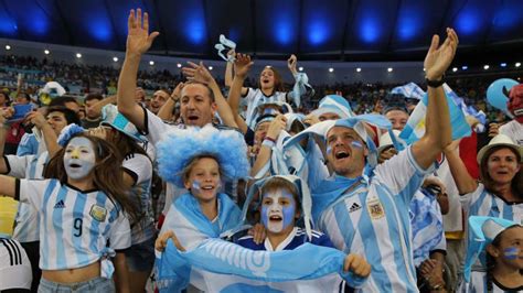 Vuelve el público a las canchas de fútbol cómo es el protocolo para