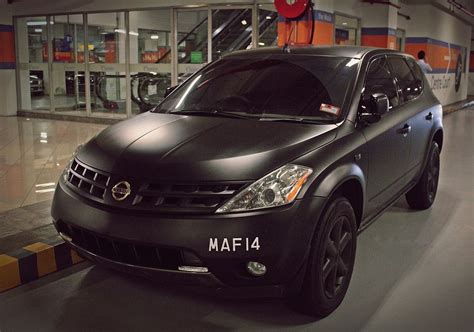 Black Nissan Murano 2007