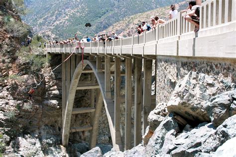 Bridge to Nowhere Day Hike – Hank Leukart