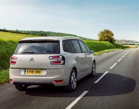 Citroën Grand C4 SpaceTourer seven seater MPV Road Test Wheels Alive