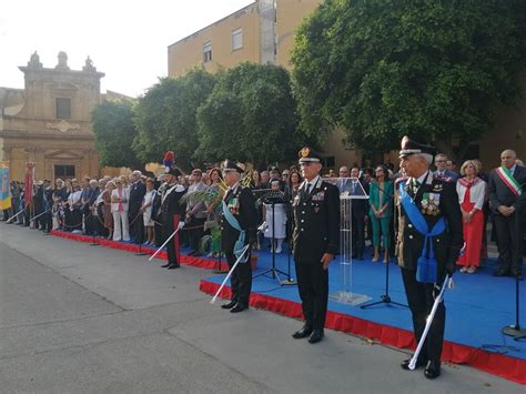 Cerimonia Di Avvicendamento Al Vertice Del Comando Della Legione