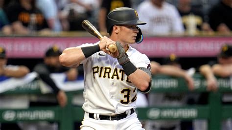 BOOM: Henry Davis Blasts First Major League Homer | Pittsburgh Baseball Now