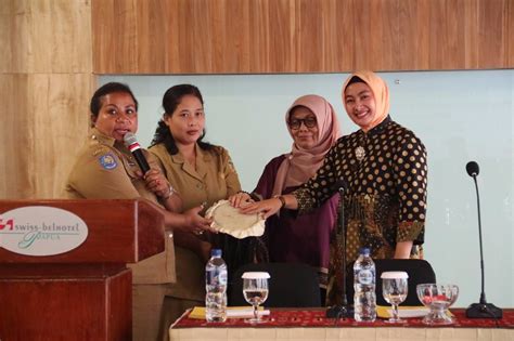 Penderita HIV di Papua Dominan Perempuan - Kabar Hari Ini