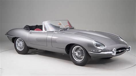 1961 Jaguar XKE roadster | Classic cars, Sports car, Jaguar e type