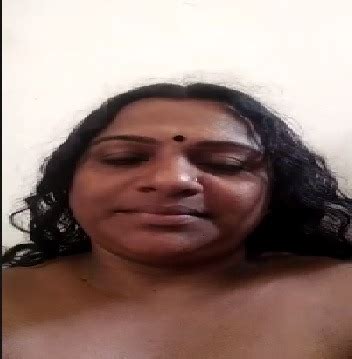 Bhuvanagiri Lo Big Boobs Aunty Porn Telugu Nude Porn