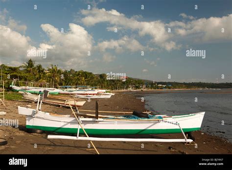 Sulawesi Fishing Boat Hi Res Stock Photography And Images Alamy