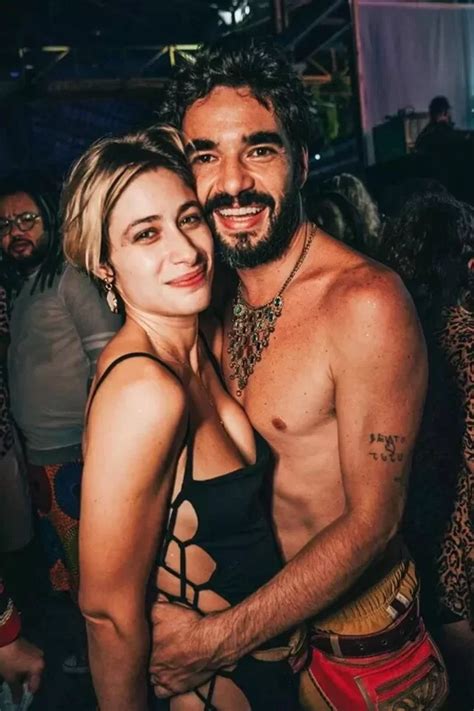 Luisa Arraes Vista Na Troca De Beijos O Filho De C Ssia Eller