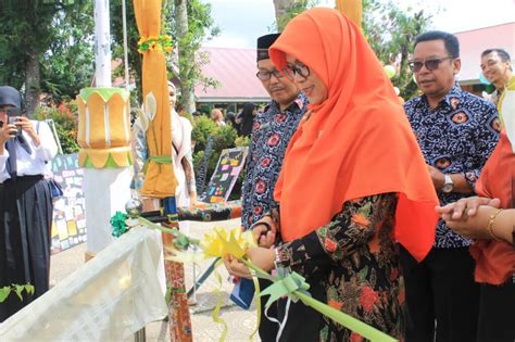 Pembukaan Kegiatan Bulan Bahasa Di Sman Rejang Lebong Sman