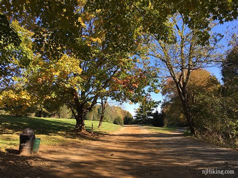 Holmdel Park - North Section | njHiking.com