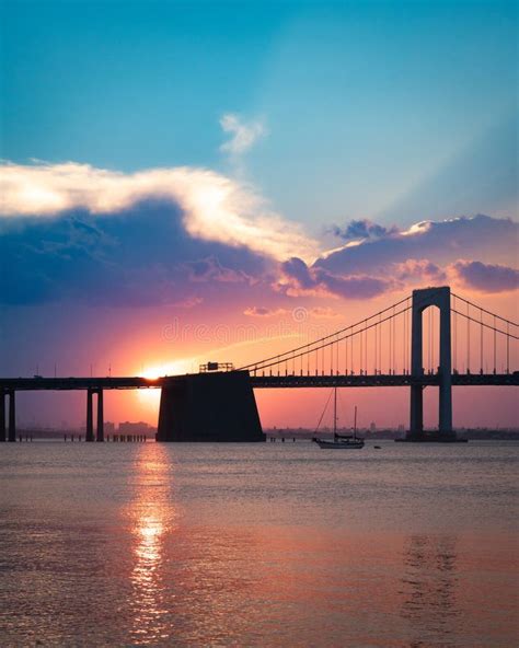 Throgs Neck Bridge Seen From Bayside Queens Stock Image Image Of