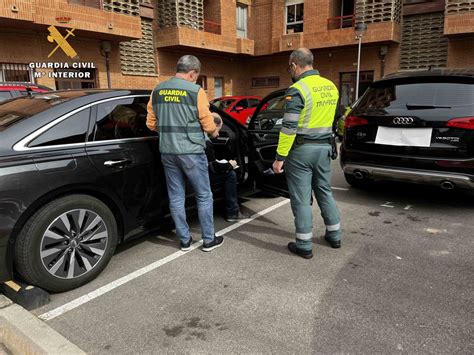 La Guardia Civil Detiene Al Responsable De Un Grupo Criminal Que Vendía