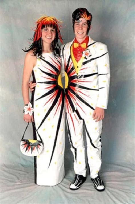 20 Of The Funniest Prom Couples Ever Captured On Camera Weird Prom