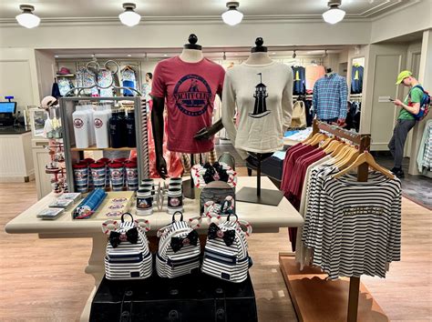 Exclusive new merchandise will soon arrive at hot topc 1