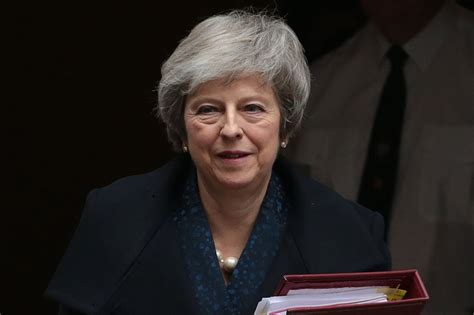 Theresa May Survives No Confidence Vote To Remain As British Pm