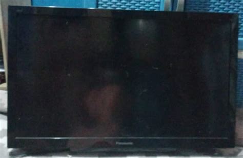 Tv Lcd Panasonic Viera 32 Inch Elektronik TV Perlengkapan Hiburan