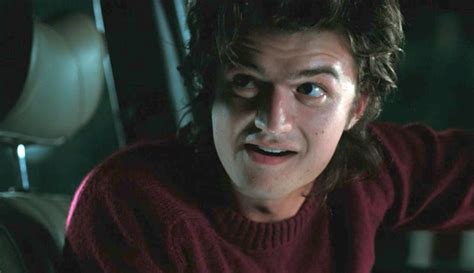 Your Steve Harrington Stranger Things Season 2 Memes Are Great But Youre So Late To The Party