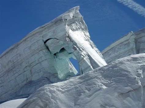 Sérac sur glacier d'argentière - Camptocamp.org