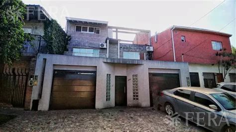 Venta Duplex De 3 Ambientes Con Espacio Guardacoches Y Patio En Wilde