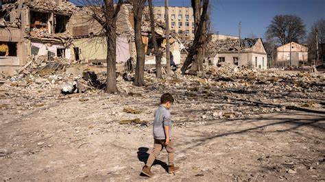 La guerra en Ucrania ha interrumpido la educación de cinco millones de