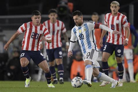 Messi Entra No Segundo Tempo Otamendi Decide E Argentina Vence O