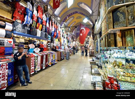 Main Road Grand Bazaar Large Covered Bazaar Kapali Carsi Old Town