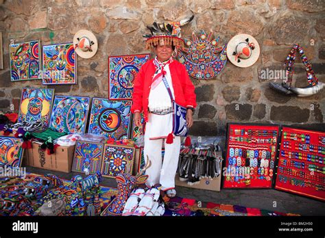 Les Gens Huichol Banque De Photographies Et Dimages à Haute Résolution Alamy