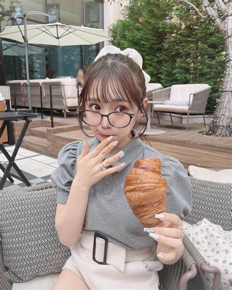 古澤里紗さんのインスタグラム写真 古澤里紗instagram「クロワッサン朝ごはん出てきたら 1日ルンルンで頑張れる ♪