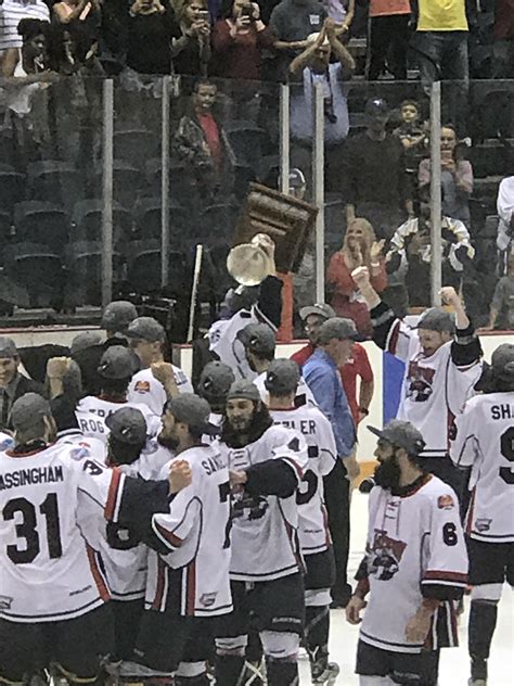 Macon Mayhem of Georgia SPHL are champions of the President Cup : r/hockey