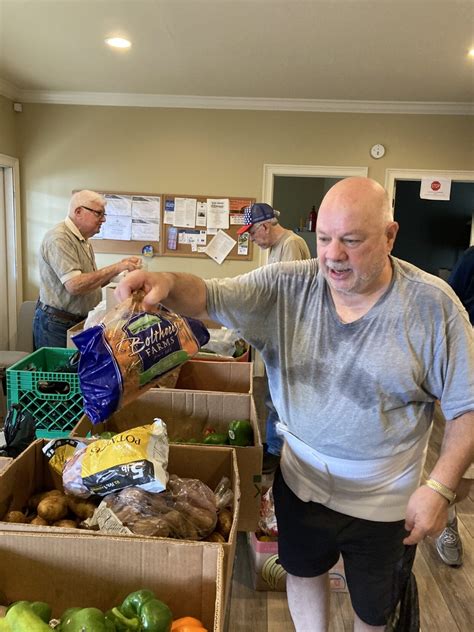 Food pantries in diocese navigate rising costs | East Tennessee Catholic