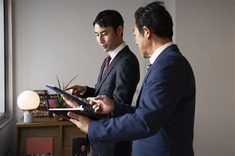 How to Write a Professional Email in Mandarin