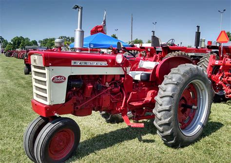 Farmall 340 Diesel Farmall Classic Tractor Farmall Tractors