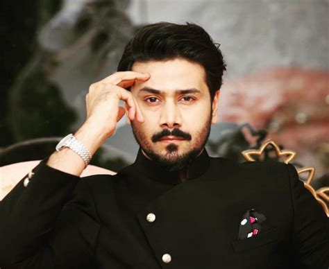 actor ali abbas   family beautiful pictures reviewitpk