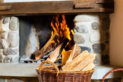 Bois De Chauffage Comment Savoir Qu Il Est Bien Sec