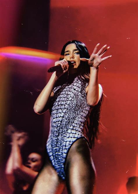 Pin By Cristi Albu On Dua Lipa Supergirl Singer Dua