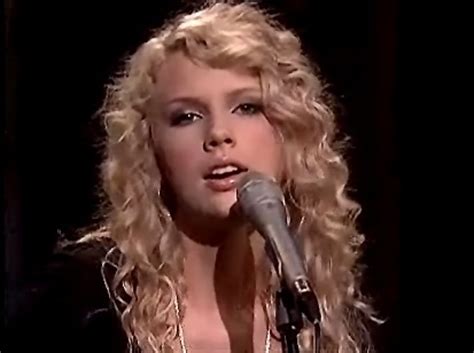 Studio 330 Sessions - "The Outside" - Taylor Swift Image (5375198) - Fanpop