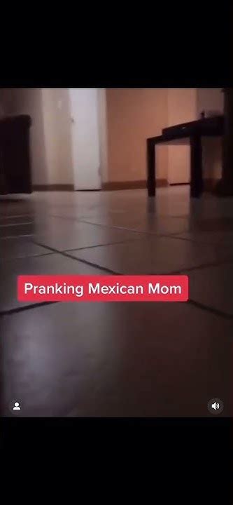 Mexican Mom Gets Pranked By A Fake Mouse Youtube