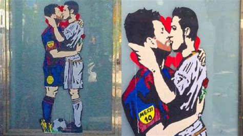 Foto Lionel Messi Y Cristiano Ronaldo Fueron Retratados Besándose