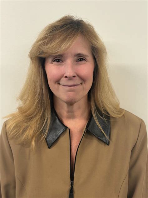 Nicole M. Mundie - Real Estate Attorney Nashua|Methuen | Real Estate