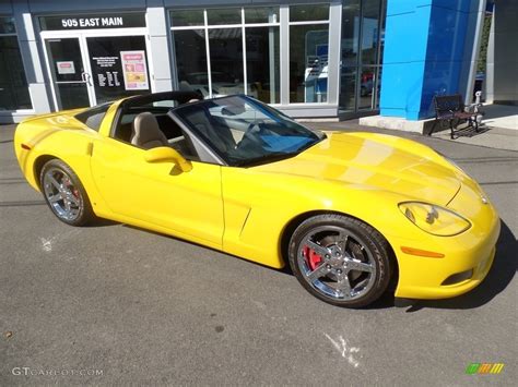 2007 Velocity Yellow Chevrolet Corvette Coupe 129642783 Photo 3