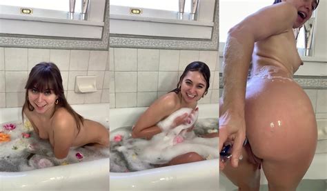 免费观看Riley Reid Anal Dildo Play In Bathtub Onlyfans Video